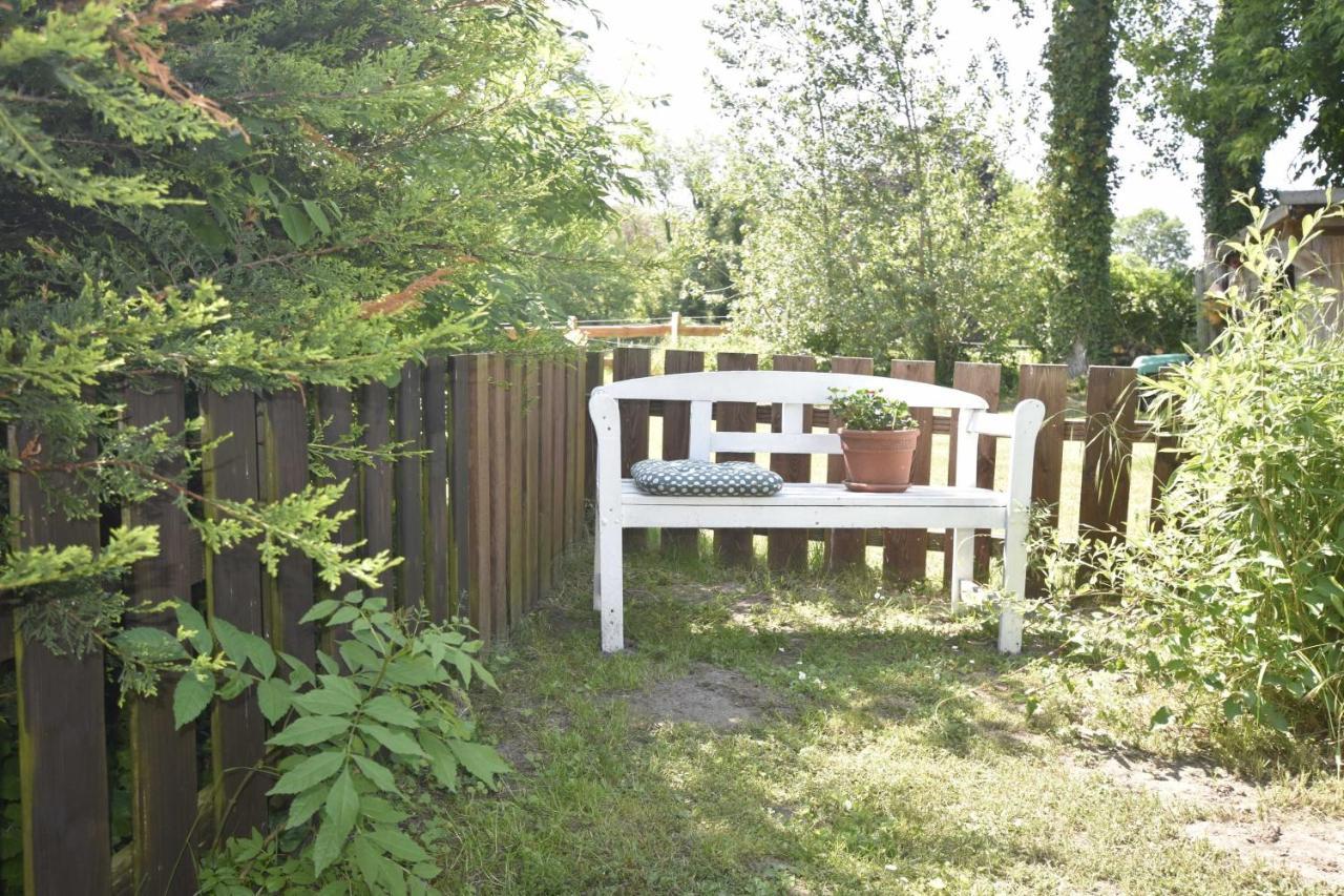 Fewo Eg Im Roten Haus Am Ostsee Radweg Ovs 103 Neu 20 Blowatz Exterior photo